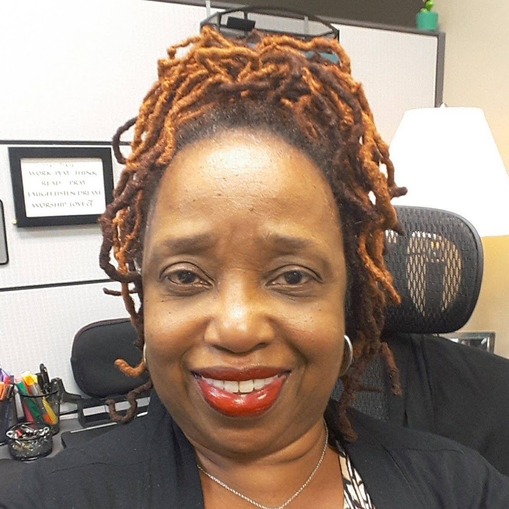 Meet your Posher, Sandra